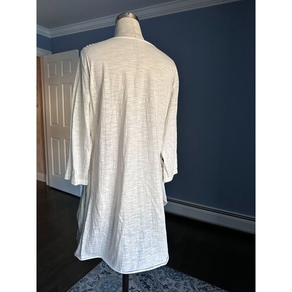 Tunic length 3/4 sleeve white top with colorful tiered front with floral fabric - Picture 2 of 6